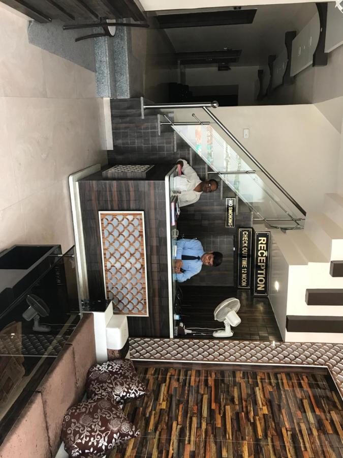 Hotel Mmk Kanpur Luaran gambar