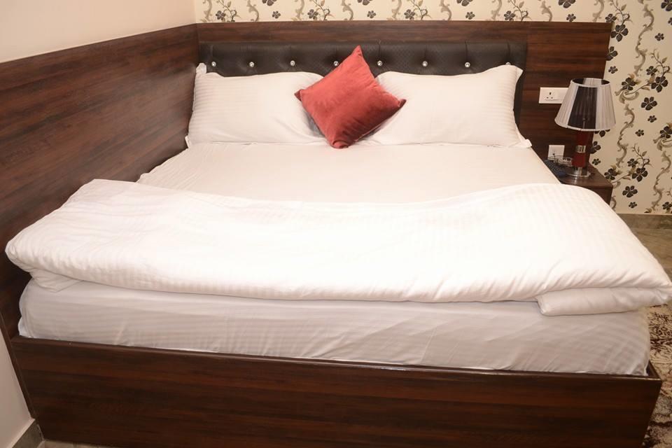Hotel Mmk Kanpur Luaran gambar