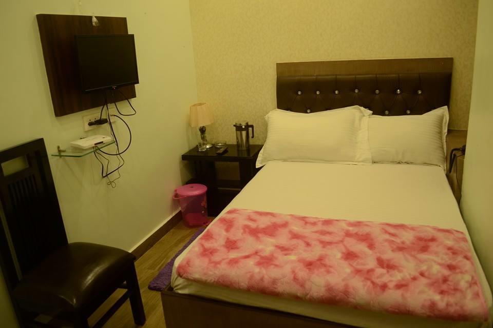 Hotel Mmk Kanpur Luaran gambar