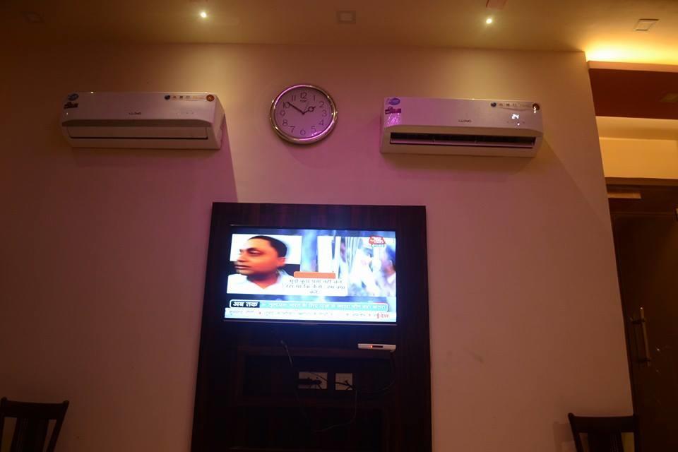 Hotel Mmk Kanpur Luaran gambar