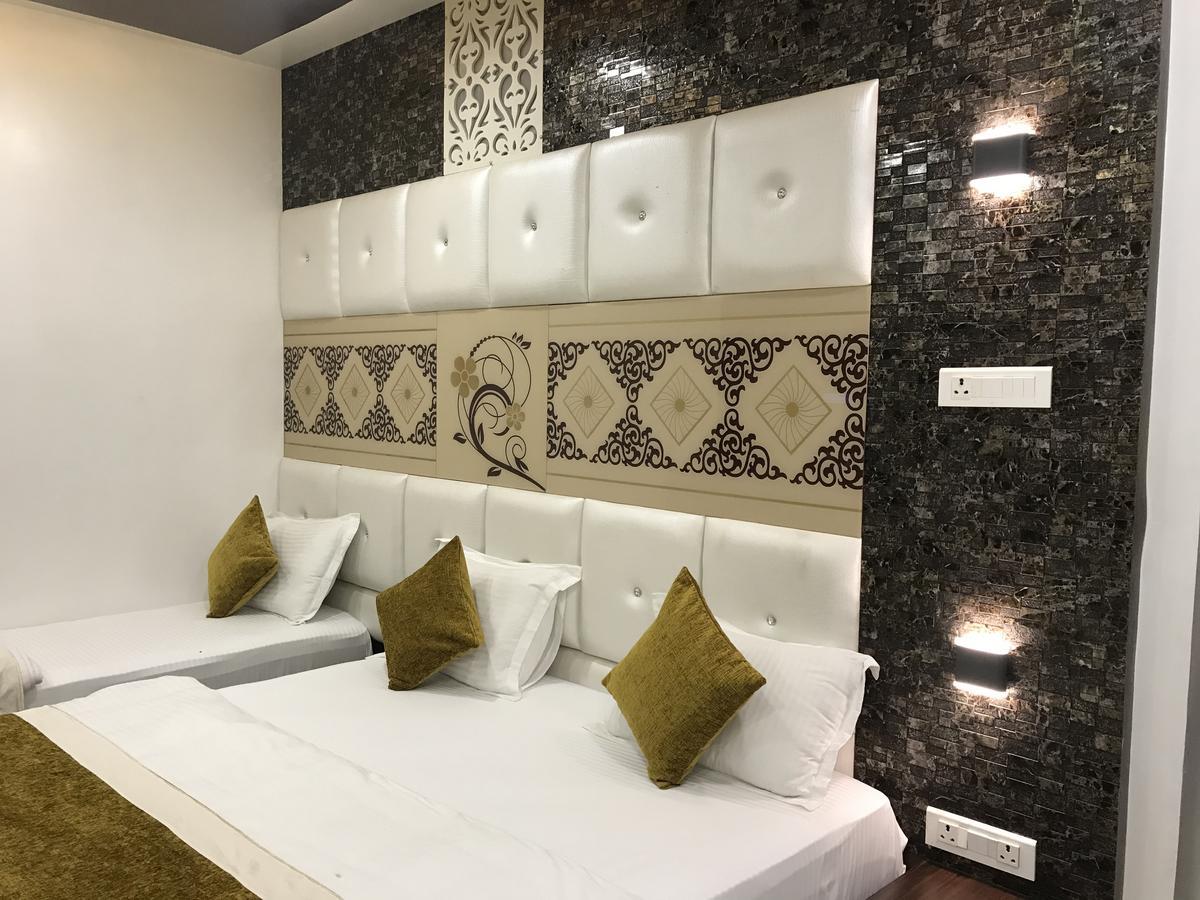 Hotel Mmk Kanpur Luaran gambar