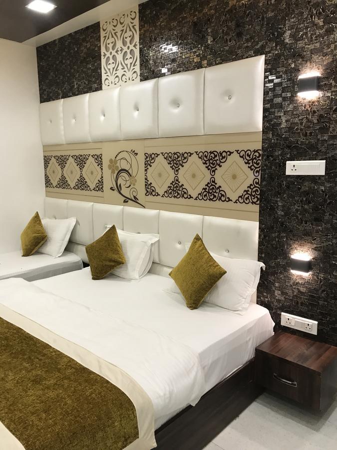 Hotel Mmk Kanpur Luaran gambar