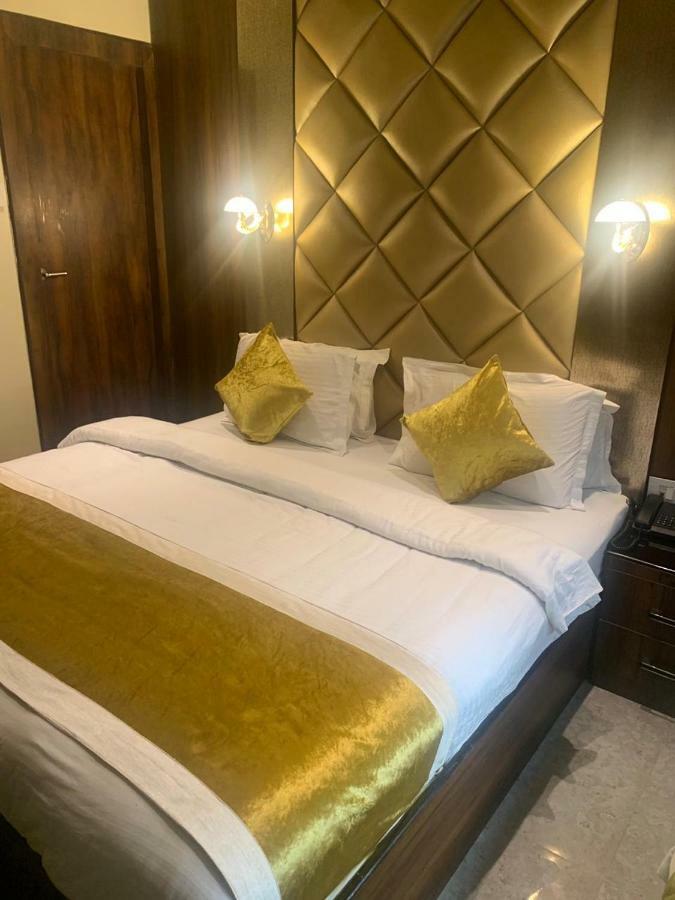 Hotel Mmk Kanpur Luaran gambar