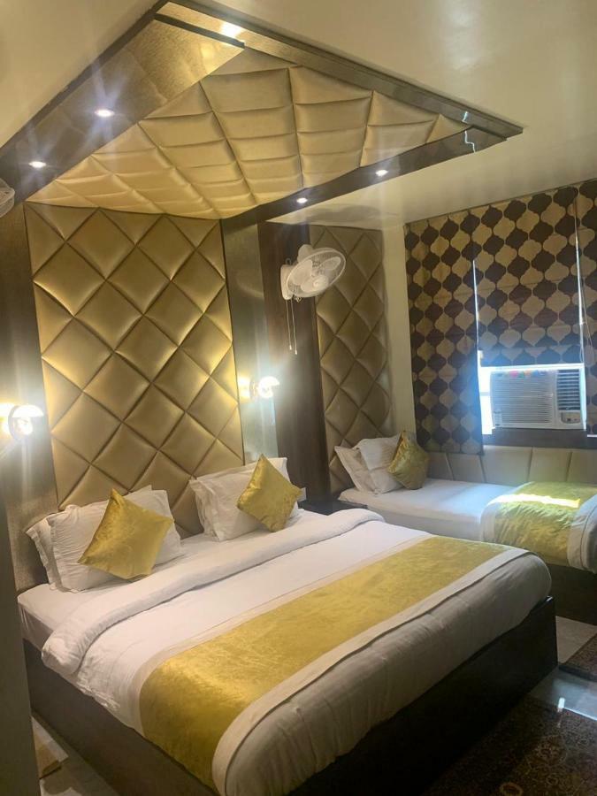 Hotel Mmk Kanpur Luaran gambar