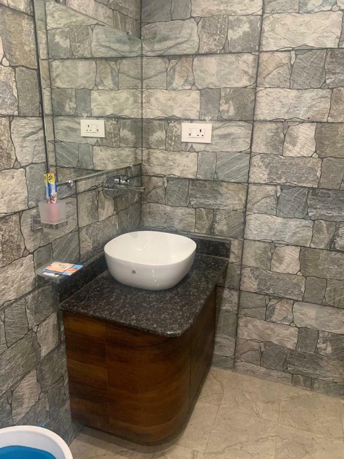 Hotel Mmk Kanpur Luaran gambar
