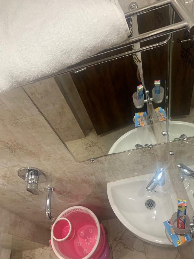 Hotel Mmk Kanpur Luaran gambar